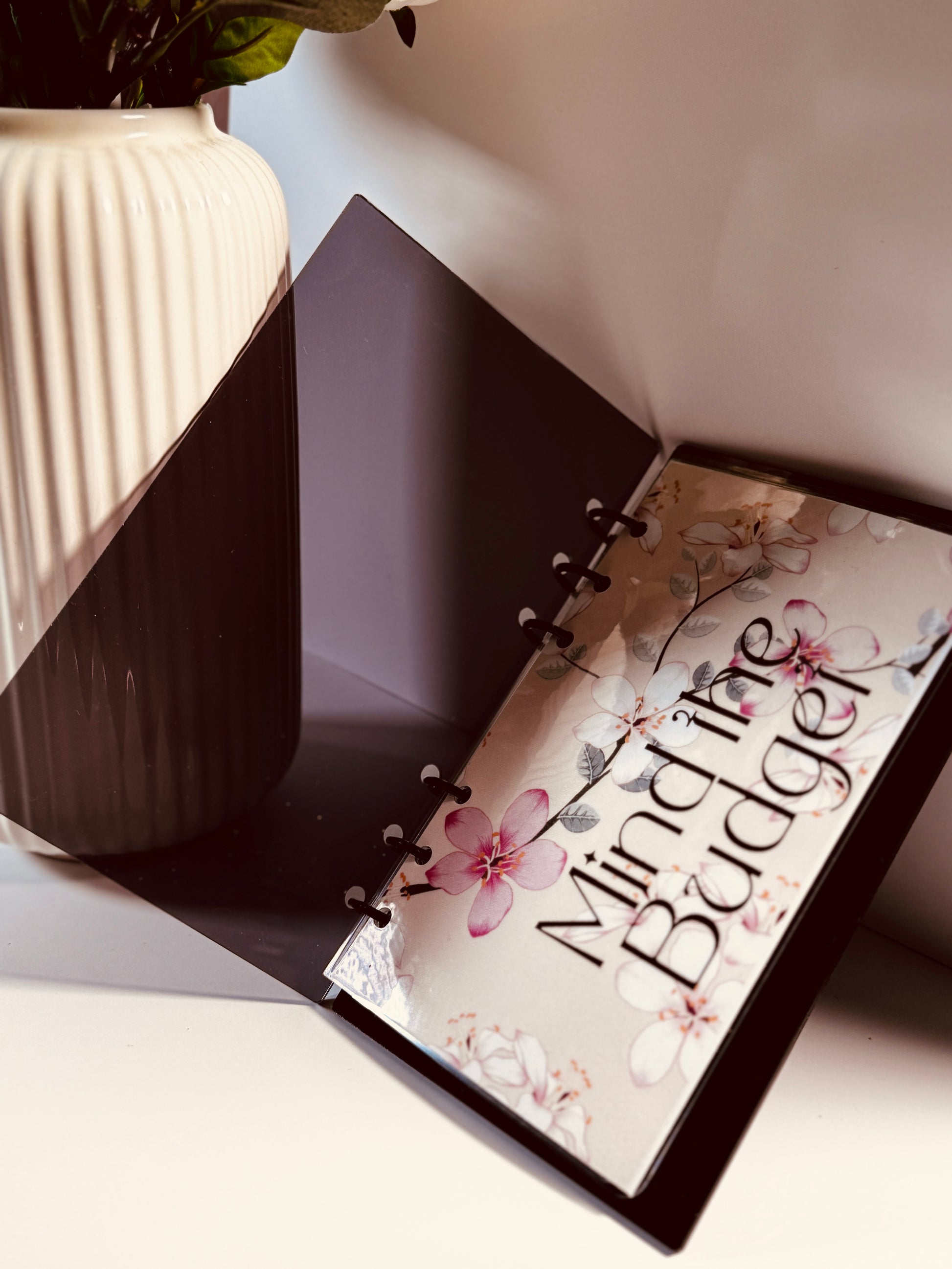 Luxe Noir  Binder